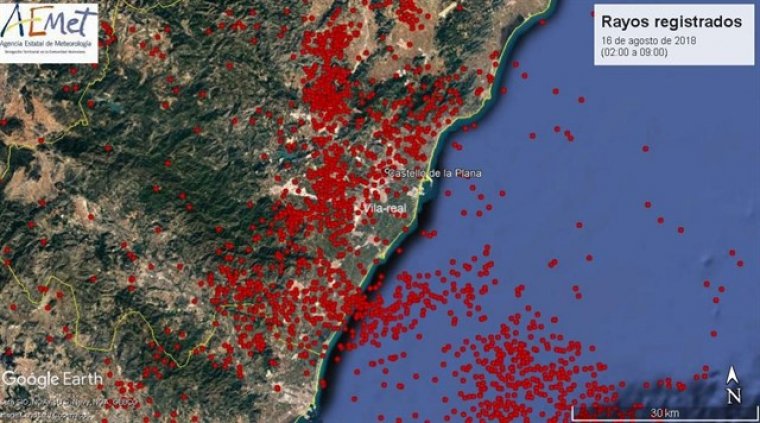 MÃ©s de 2.500 rajos impacten a la provÃ­ncia de CastellÃ³ esta matinada