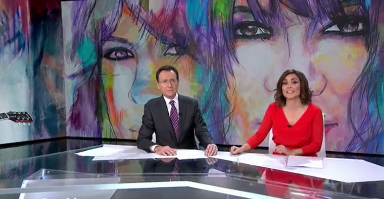 MatÃ­as Prats y MÃ³nica Carrillo durante Antena 3 Noticias