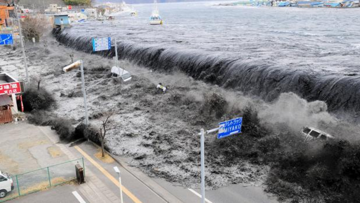 Imatge del greu tsunami de l'any 2011 al JapÃ³