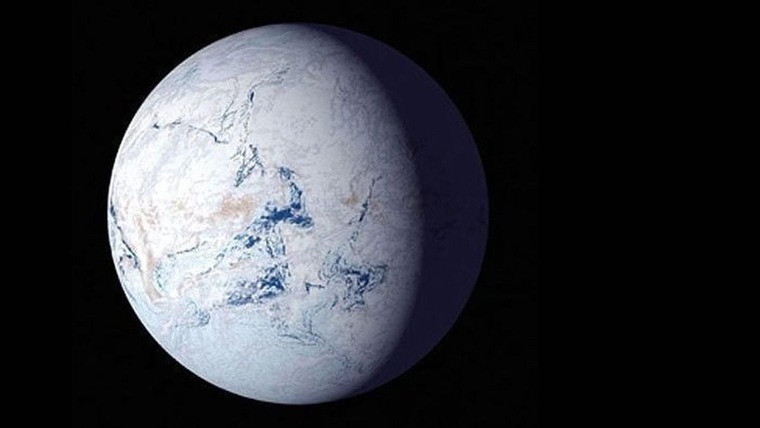 Imagen de la tierra totalmente congelada, conocida tambiÃ©n como 'Snowball Earth'