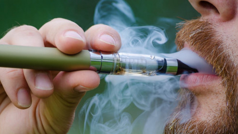Les cigarretes electrÃ²niques amb nicotina podrien ser la causa de les convulsions