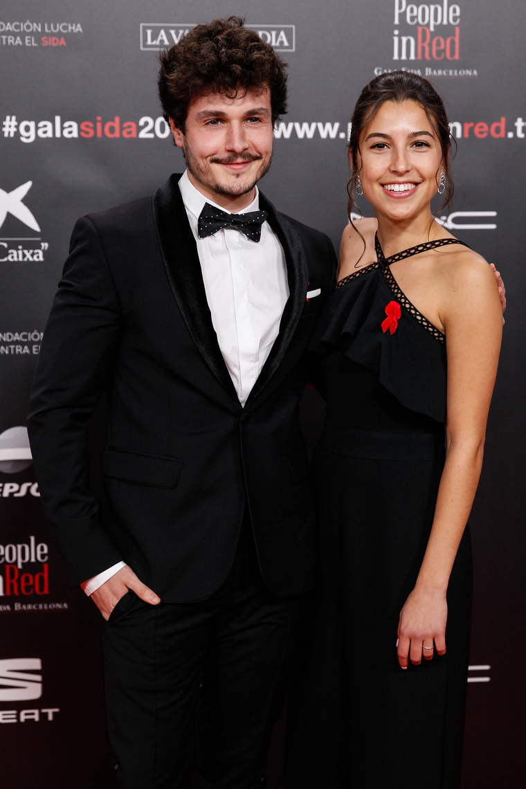 Miki NÃºÃ±ez i Sara Roy junts a la gala anual People in Red, celebrada a Barcelona.