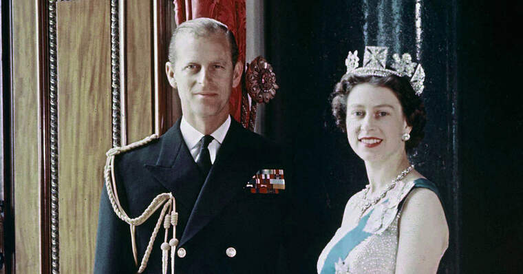 El duc d'Edimburg la Reina Isabel II en un posat somrients