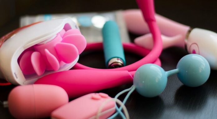 Los juguetes sumergibles, dildos anales y lubricantes son los más vendidos Los juguetes sumergibles, dildos anales y lubricantes son los más vendidos