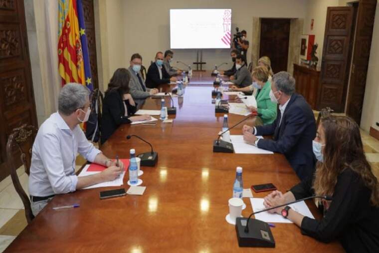 Imatge d'arxiu de la reunió de la Taula Interdepartamental de la Generalitat