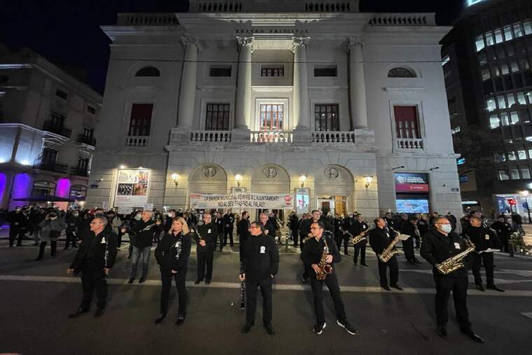 Els sindicats consideren que el seu trasllat al Palau de la Música podria suposar la desaparició de l'agrupació musical