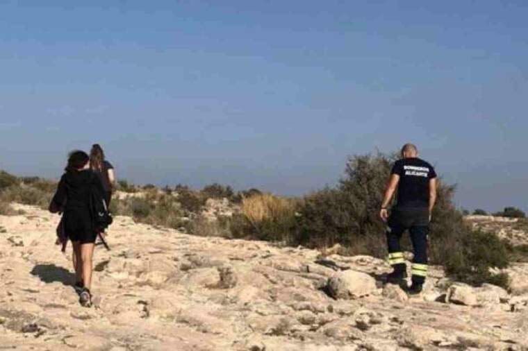 Dos xiques queden atrapades en la Serra Grossa d'Alacant