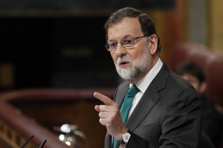 Imagen de Rajoy durante su intervención el jueves con su corbata verde.