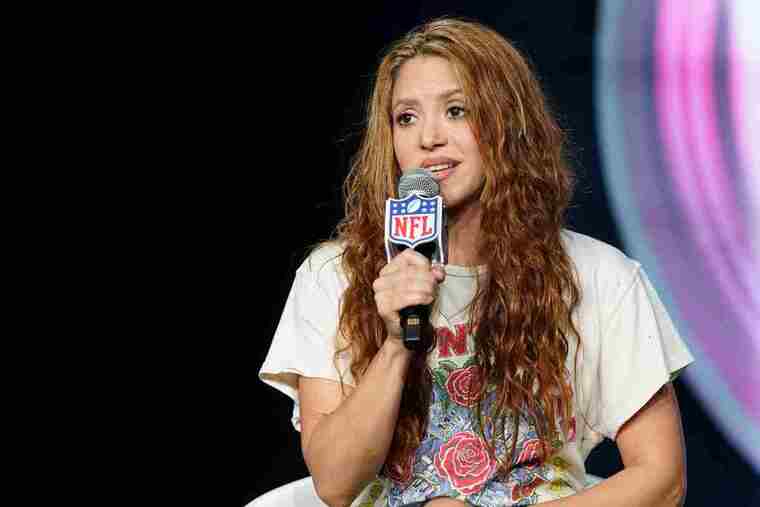 Shakira ha denunciat dos rapers alemanys per fer una cançó amb el seu nom