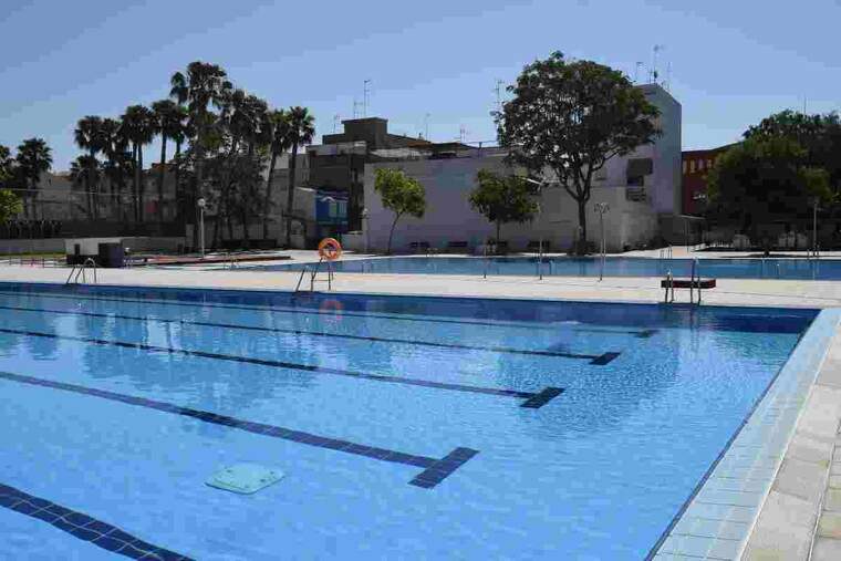 Les piscines descobertes obriran a finals de juny