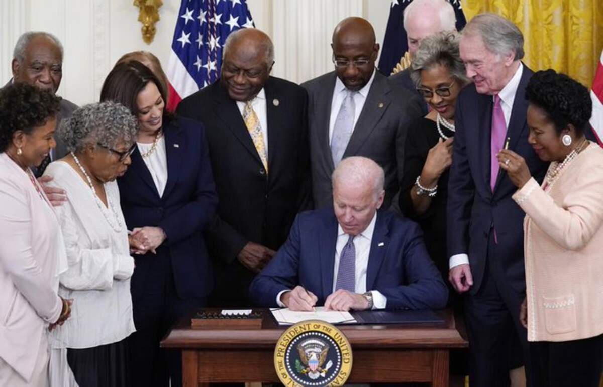 Biden firma el 'Juneteenth'