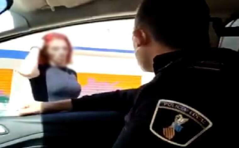 Imatge de la dona transsexual insultada per la Policia Local de Benidorm