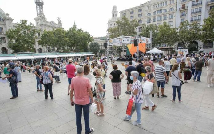La Fira de les comarques acosta l'oferta turística dels municipis valencians a la capital del Túria