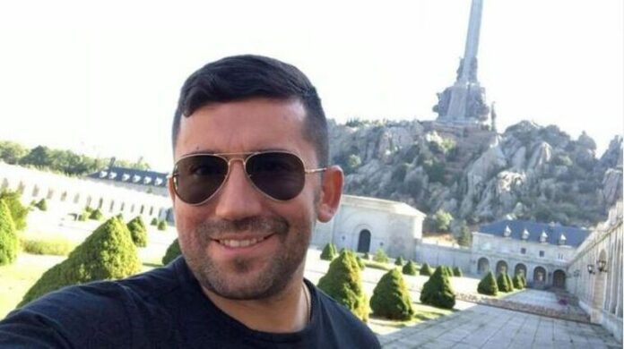 La xica l'acusa d'haver-li introduït pedres de cocaïna en els genitals sense el seu consentiment