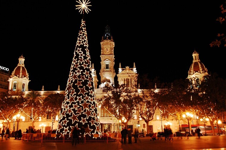 La plaça de l'Ajuntament de València serà per als vianants estos Nadals