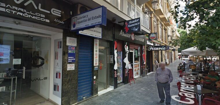 Administració de Loteria núm. 9 de València, a on ha caigut el primer premi