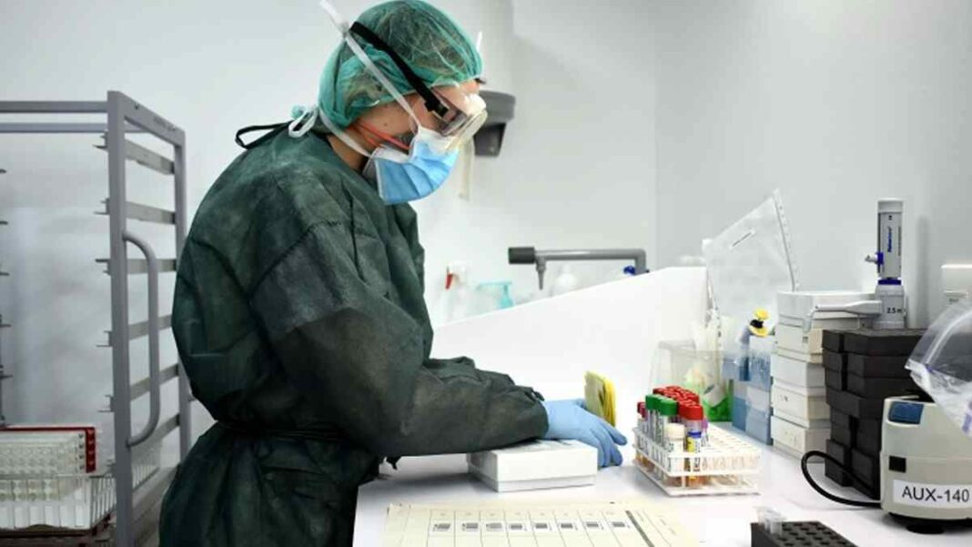 Anàlisi de proves de PCR per detectar la presència del coronavirus
