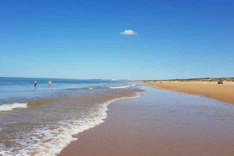 Badalona tancarà les platges per Sant Joan