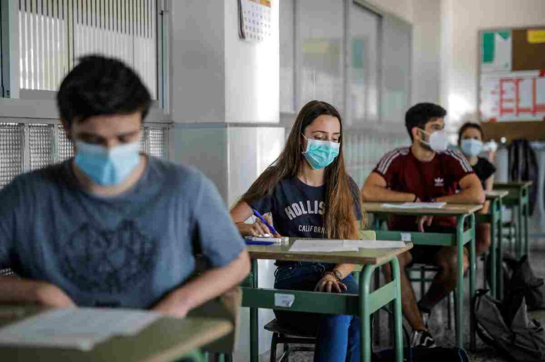 El govern espanyol estableix un protocol d'actuació davant casos de coronavirus a les escoles durant el pròxim curs 2020-2021