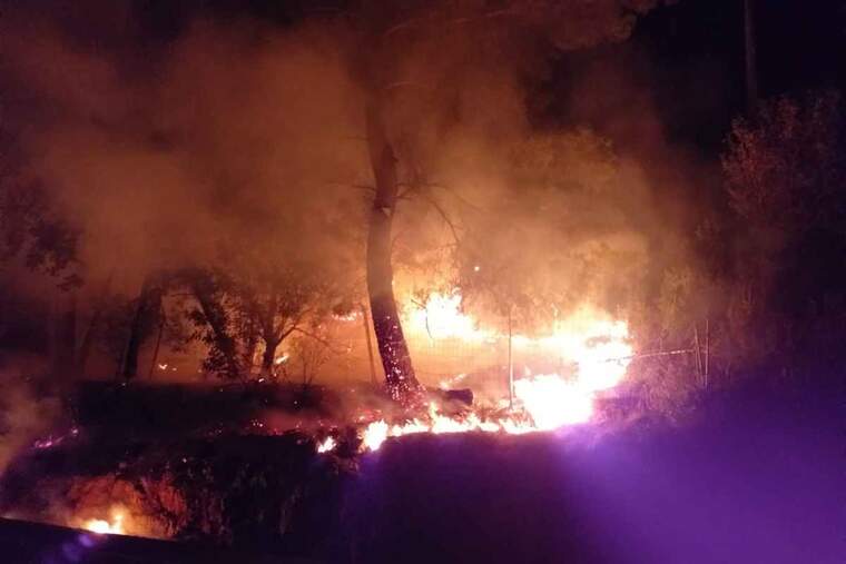 S'han produït tres incendis al mateix temps