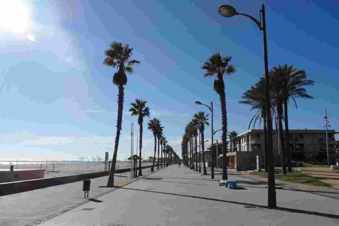 La dona ha mort en la platja de la Patacona