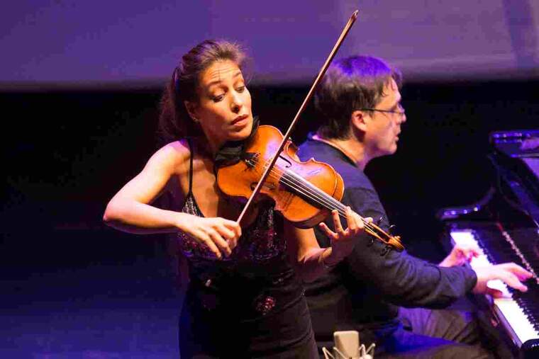 Leticia Moreno i Juan Carlos Garvayo van tancar el Festival de Música de Cambra de Godella