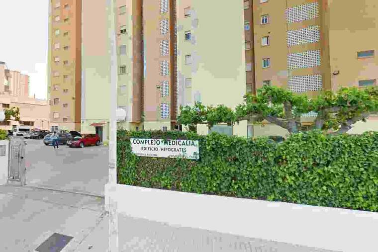 La urbanització ha decidit tancar les zones comunes durant tres dies