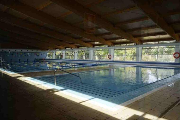 La piscina municiapl d'Ayora obri les portes esta setmana