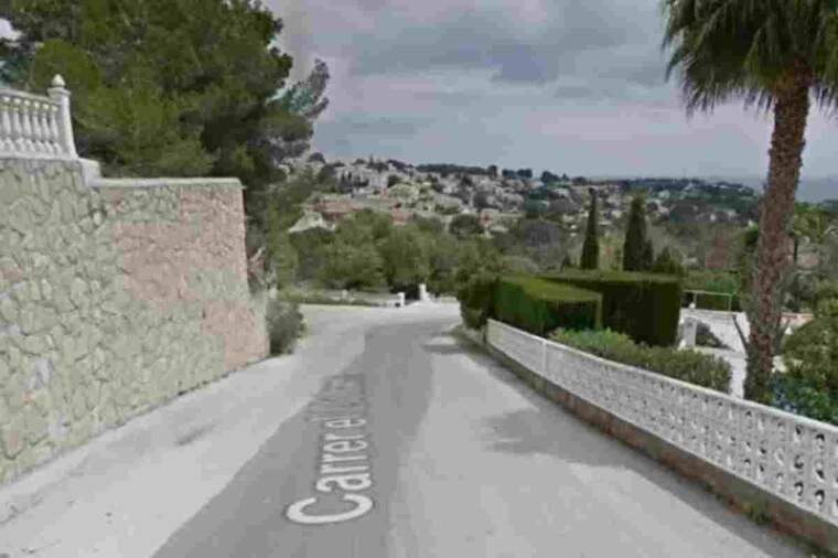 Els fets s'han produït en el carrer del Llobarro
