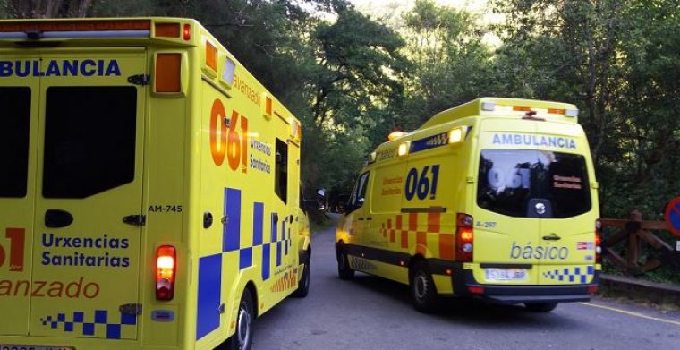 Urxencias Sanitarias de Galicia-061 ha mandado ambulancias