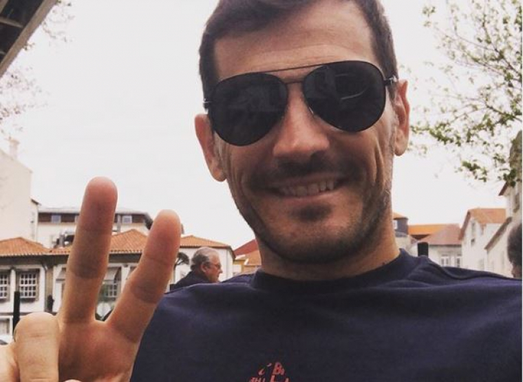 Iker Casillas podria tornar als terrenys de joc