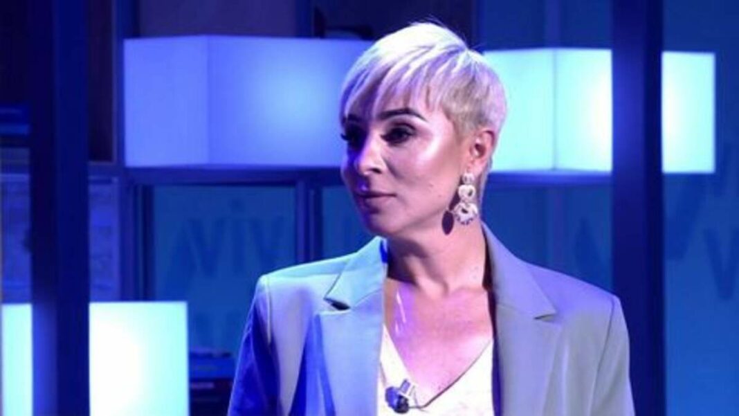 Ana María Aldón en el plató de Viva la vida