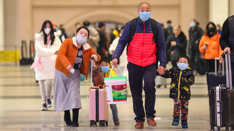 Aumen.tan a nueve los muertos por coronavirus de China