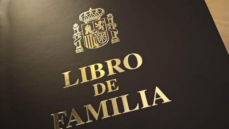 Llibre de família