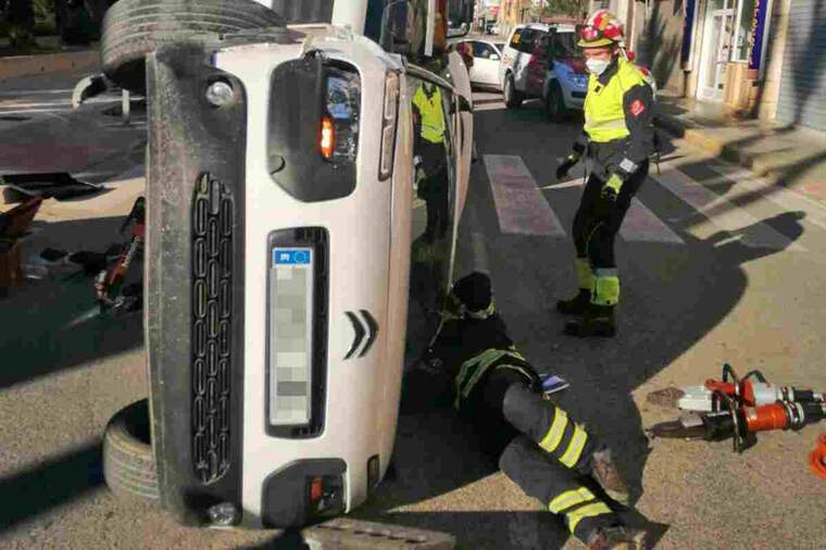 El conductor ha quedat atrapat