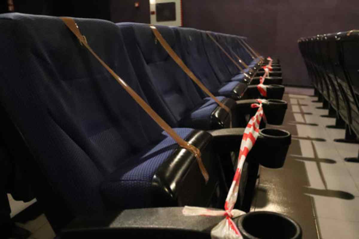Les sales de cinema seguiran obertes ocupant només un terç de l'aforament