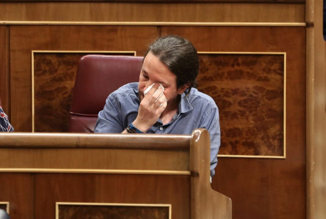 El líder d'Unides Podem, Pablo Iglesias, s'ha posat a plorar aquest dimarts al Congrés dels Diputats.
