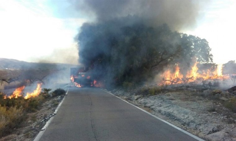 Incendi entre Tírig i Sant Mateu