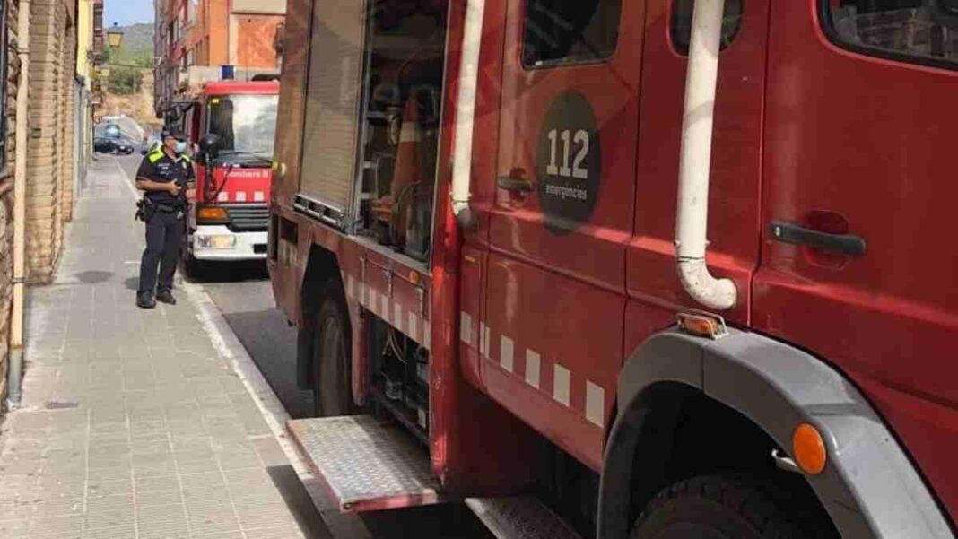 El foc s'ha produït en un domicili del carrer Estela