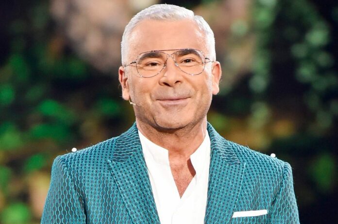 Jorge Javier Vázquez presentant un programa en directe