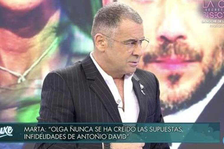 Jorge Javier Vázquez, explota contra Marta López en el 'Deluxe'