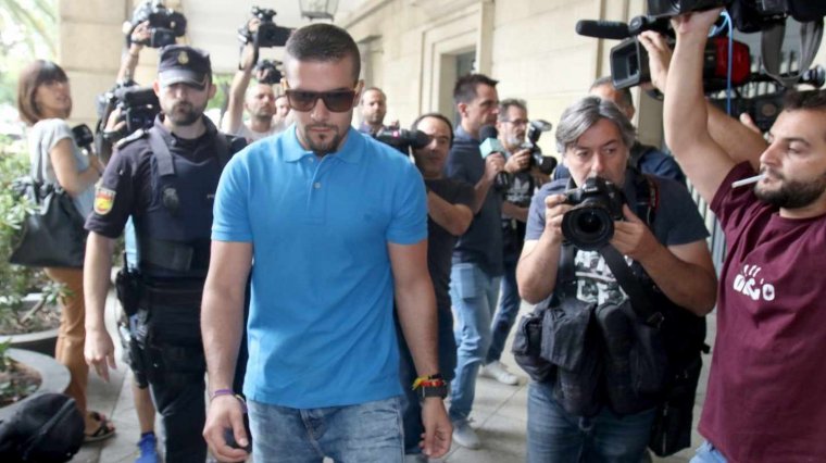 Miguel Ángel Boza ha quedat detingut per robar unes ulleres de sol i posteriorment intentar atropellar un vigilant de seguretat