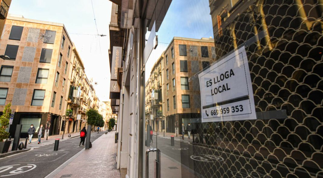 El sector comercial afirma que no s'ha patit una onada de tancaments, però no la descarta