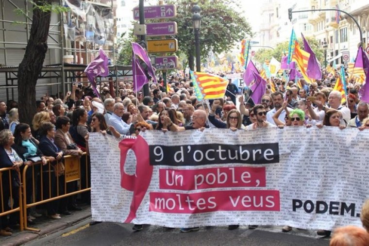 Marxa del 9 d'Octubre en favor de la cultura i llengua valenciana