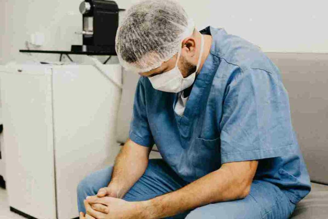 Los médicos, indignados con los españoles, alertan de lo que va a pasar pronto