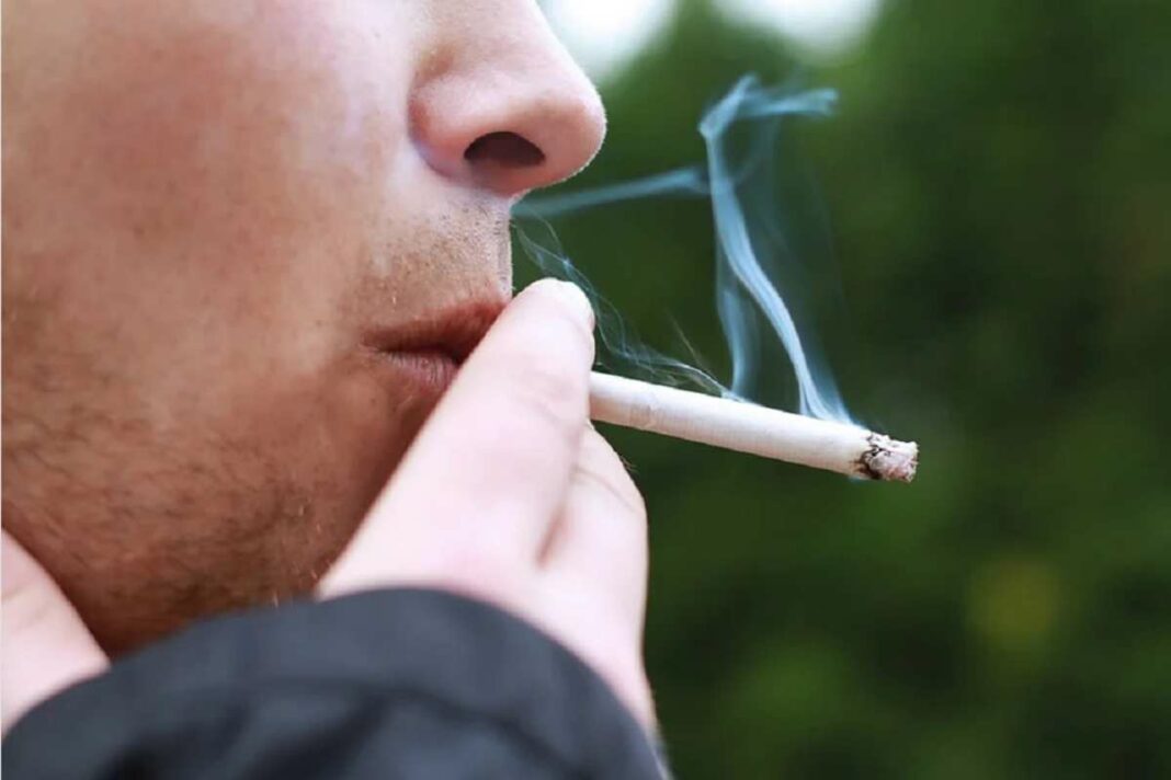 Desvelado el coste de las multas por no respetar la prohibición de fumar