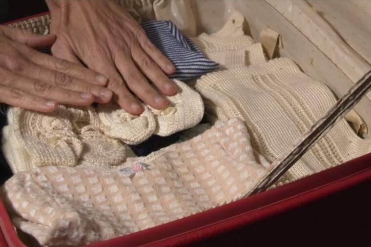 Crida a les famílies de nens robats per a entrar en un banc d'ADN