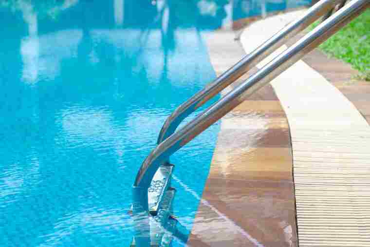 Fallece una niña de solo 2 años en una piscina de Benalup-Casas Viejas, en Cádiz
