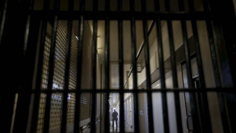 La pena de presó permanent revisable va ser aprovada l'any 2015.