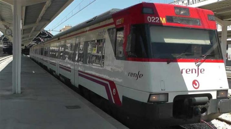 Tren de Rodalia a València